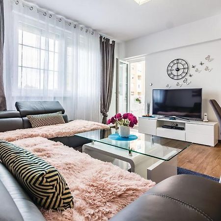 Apartment Trixi Pula Zewnętrze zdjęcie