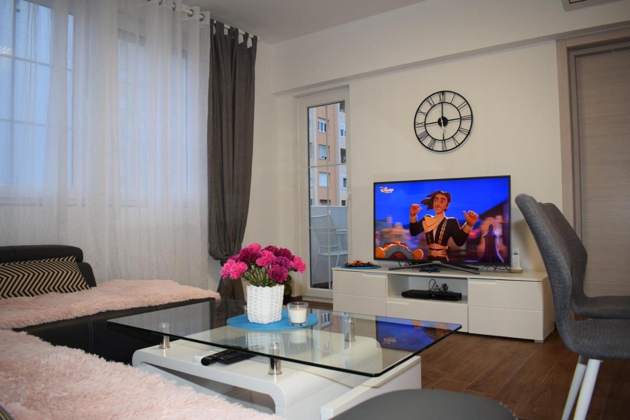 Apartment Trixi Pula Zewnętrze zdjęcie