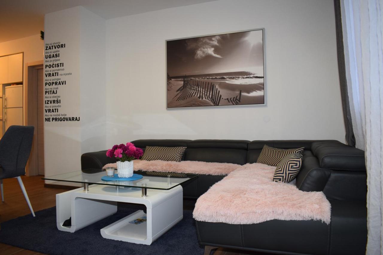 Apartment Trixi Pula Zewnętrze zdjęcie